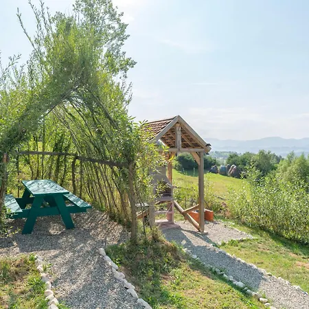 Casa Wezly 2 بيت للعطل Măgura