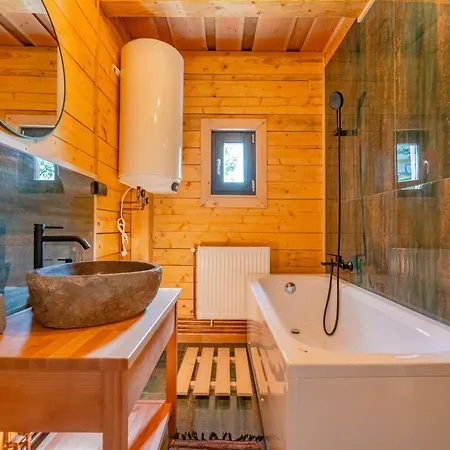 Casa Wezly 2 بيت للعطل Măgura