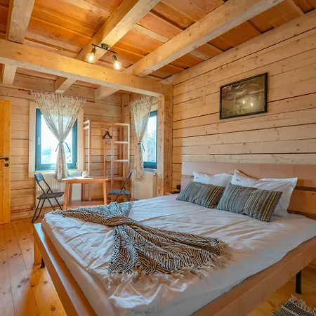 Casa Wezly 2 * Măgura